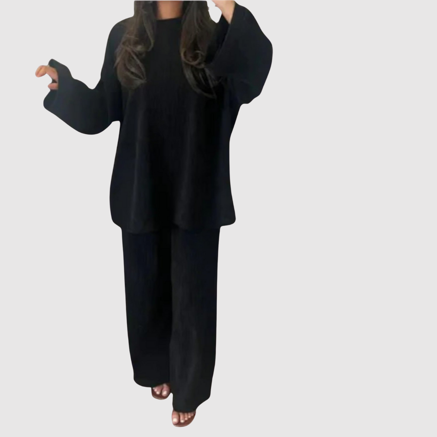 Natálie – Volný kostým v neformálním stylu