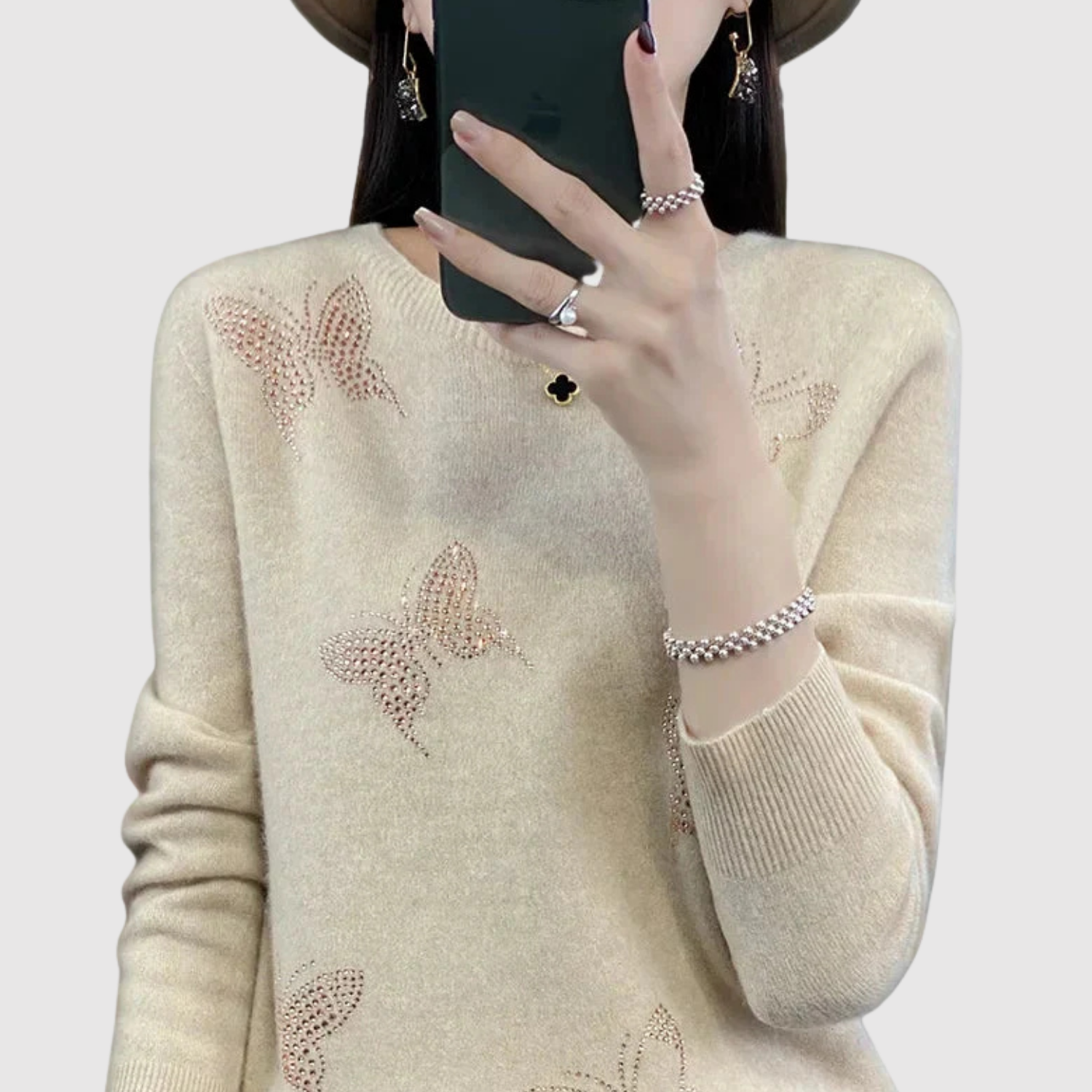 Nora – Pletený svetr s decentním hvězdným vzorem