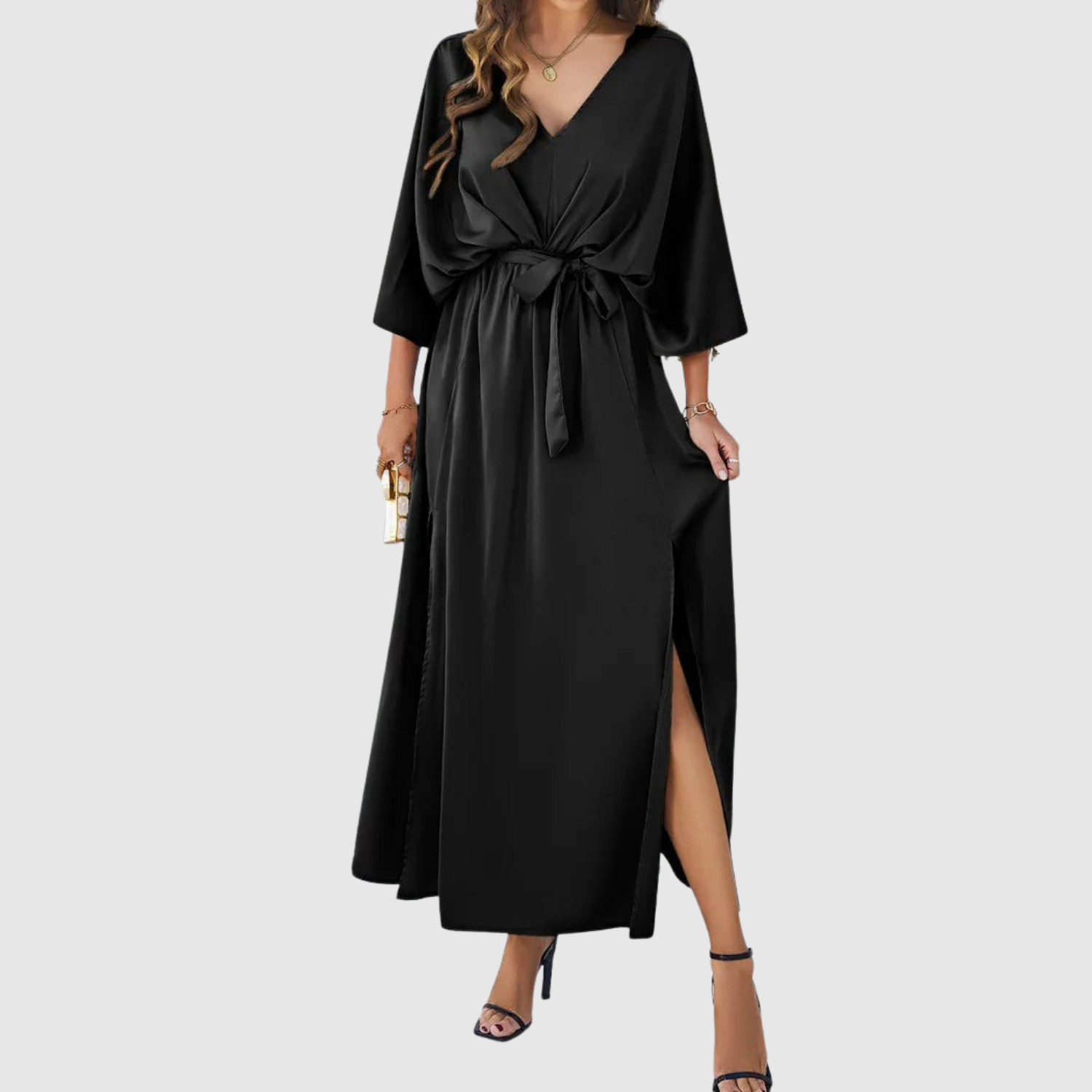 Eliška – Saténové šaty s V-výstřihem a rozparkem