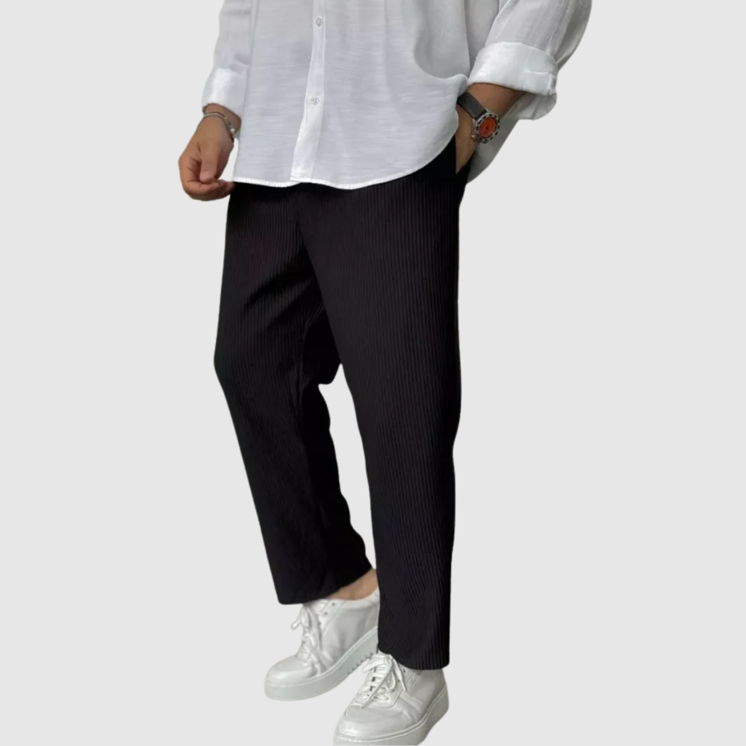 Leo – Kalhoty v moderním minimalistickém stylu