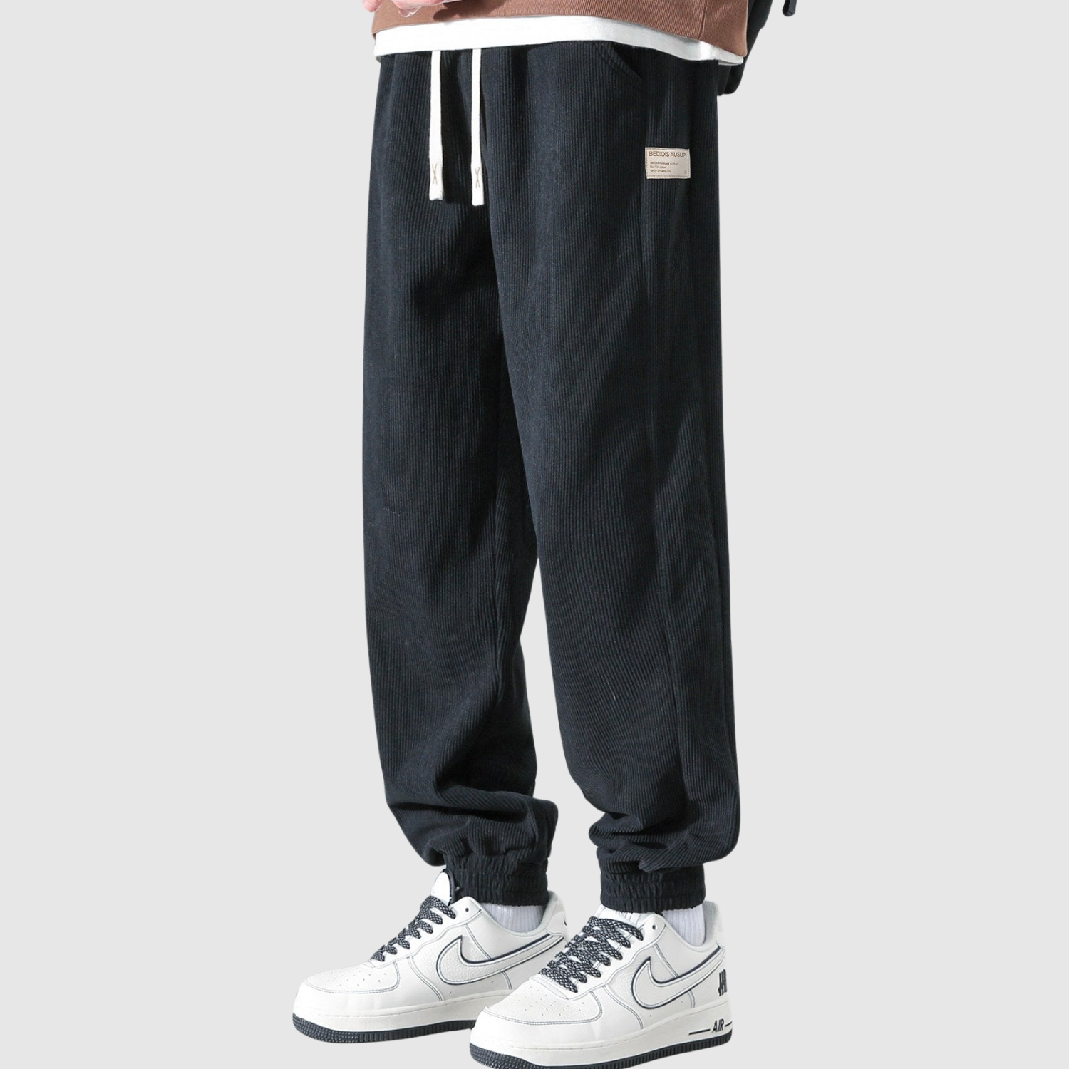 Denis – Joggingové kalhoty z rybí látky