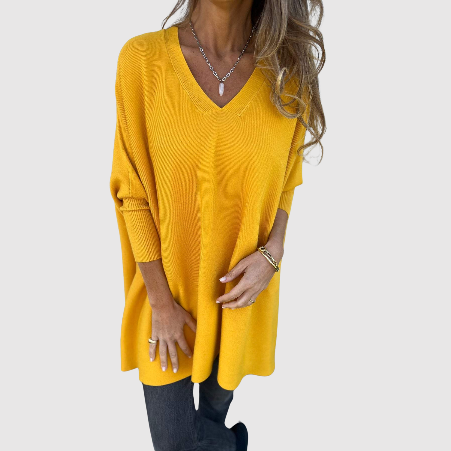 Nora – Elegantní svetr s V-výstřihem