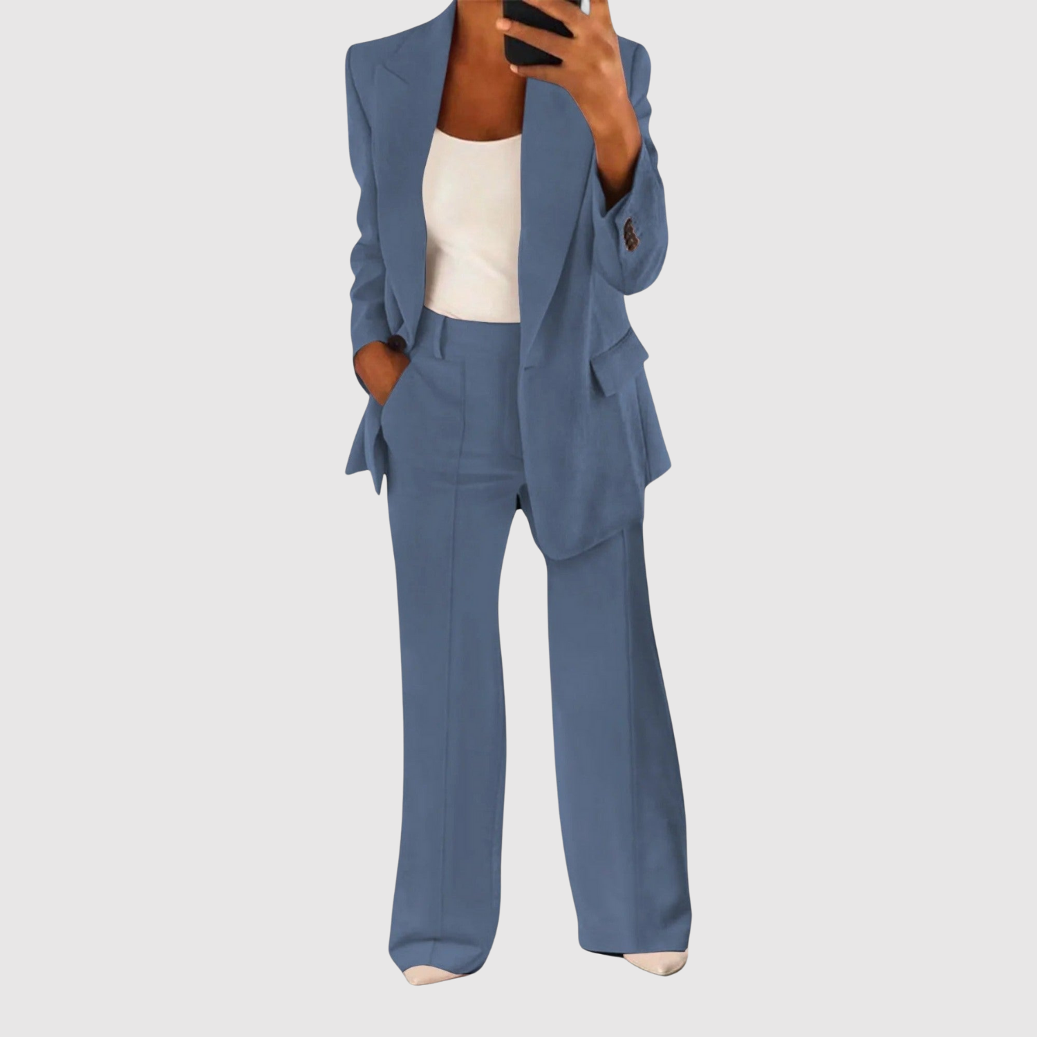 Natálie – Klasický overal s moderním střihem