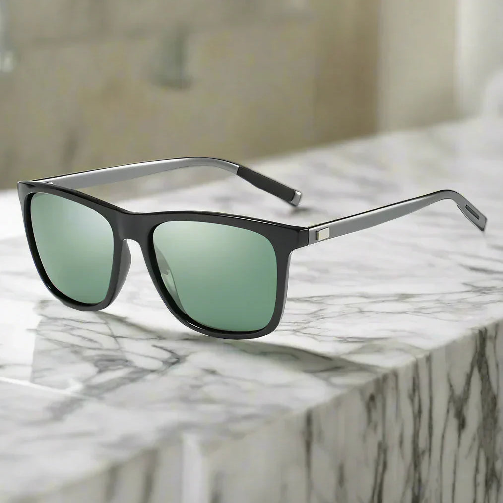 Alex – Sluneční brýle s pilotním designem a zrcadlovými skly