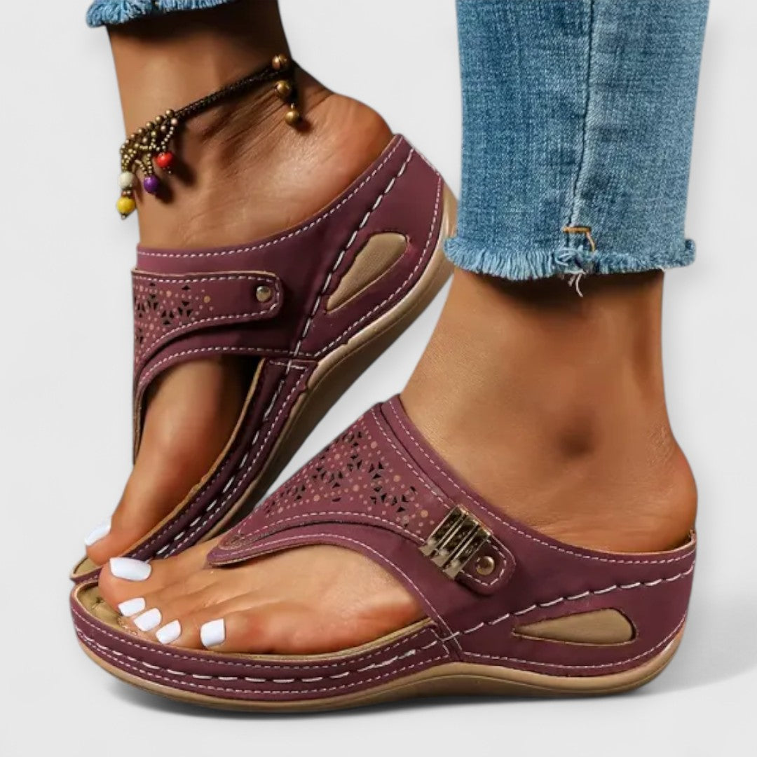 Lara – Pohodlné sandály s elegancí